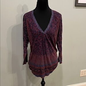 Lucky Brand V-Neck Long Sleeve Top in Purple and Blue